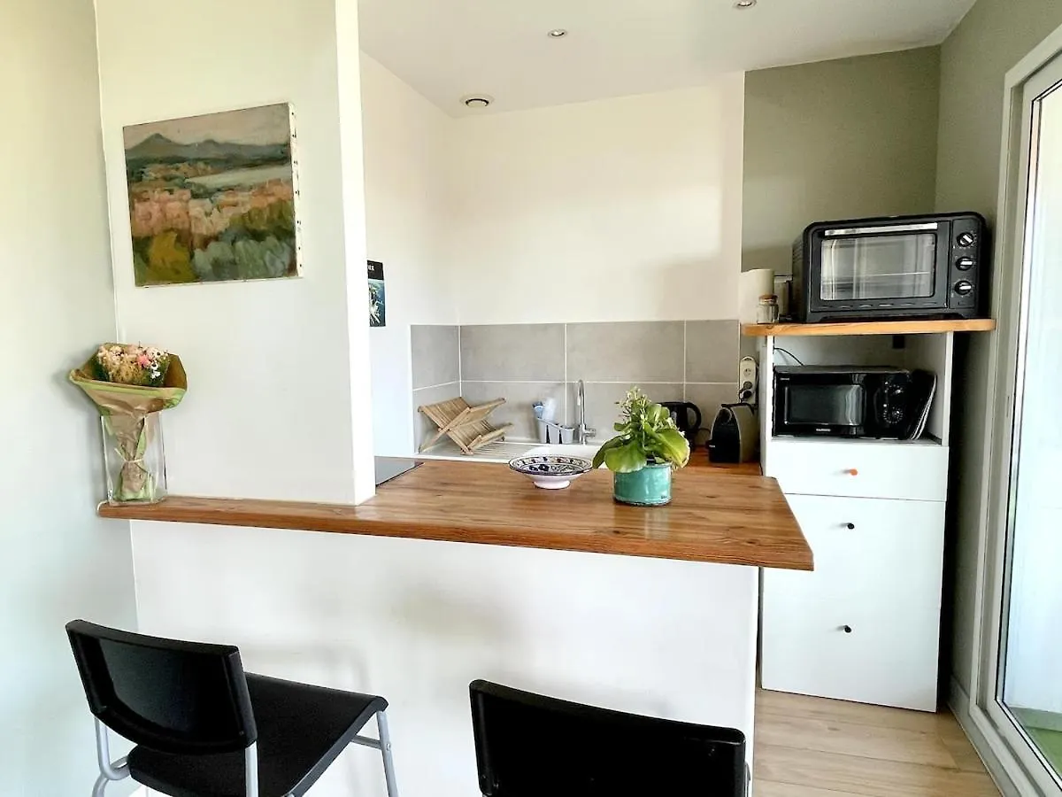 T2 Climatise Port De Sanary - Grande Terrasse Apartment 0*, Sanary-sur-Mer France