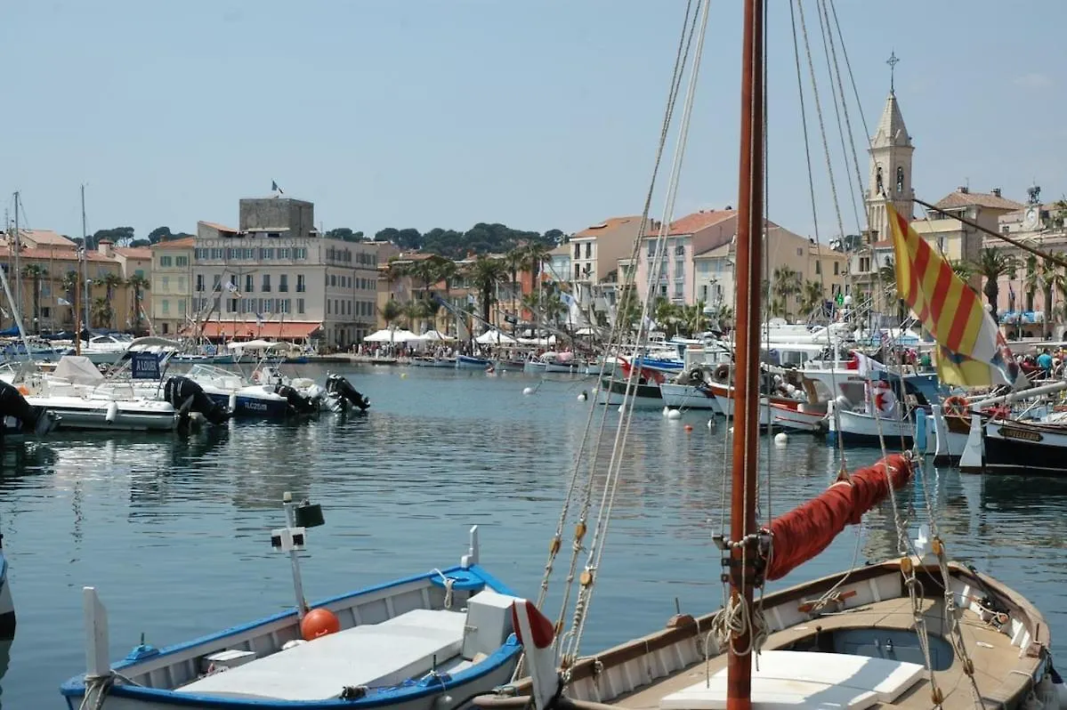 T2 Climatise Port De Sanary - Grande Terrasse Apartment 0*, Sanary-sur-Mer